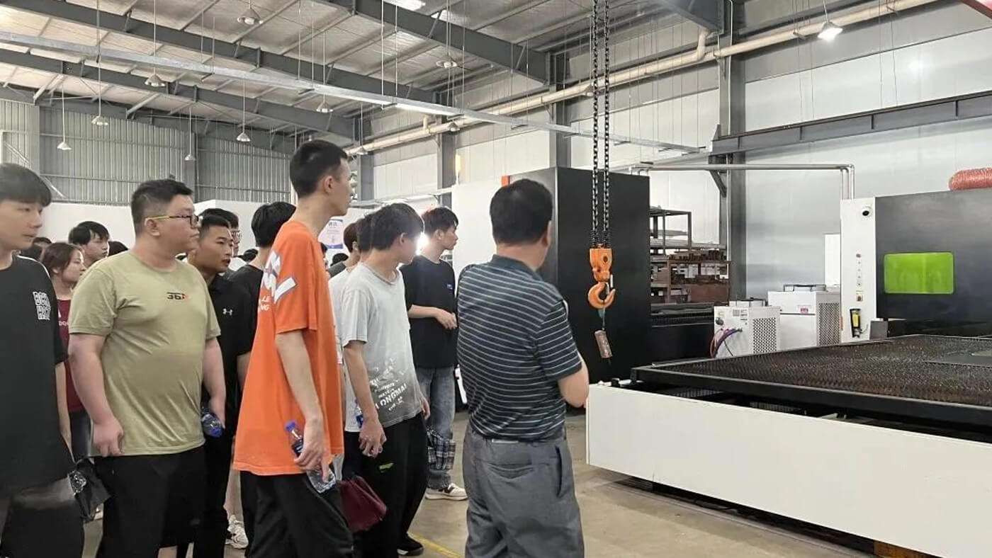 江西鑫金暉產(chǎn)學(xué)研交流 江西鑫金暉產(chǎn)學(xué)研交流